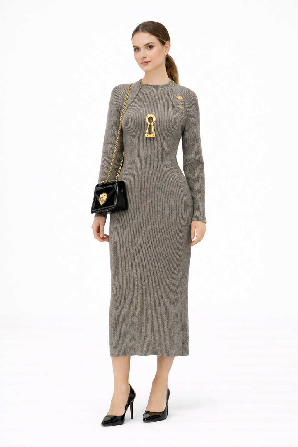 Вязанное платье